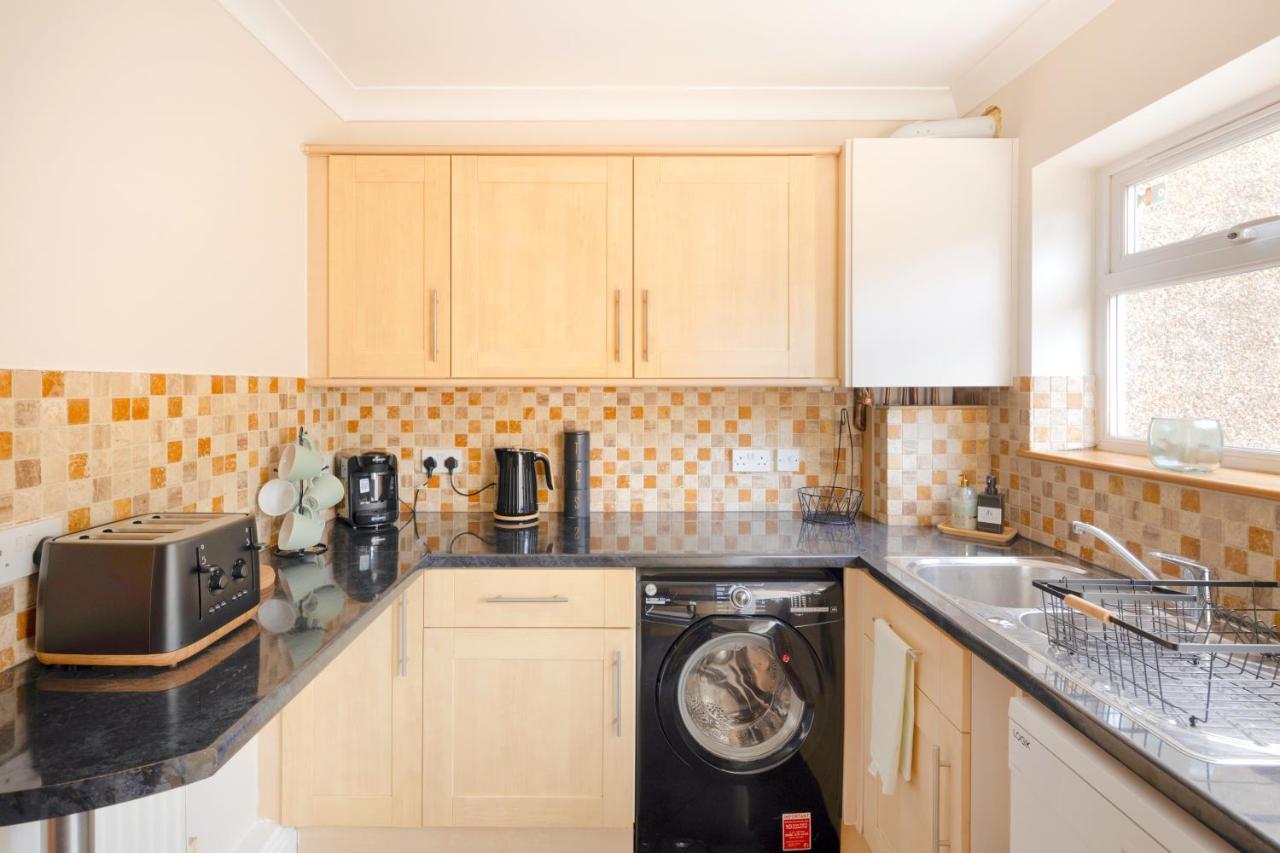 Stylish House In Wimbledon Villa London Eksteriør bilde